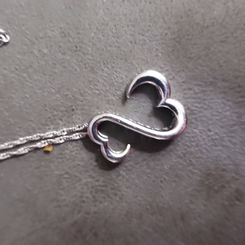 JANE SeYMORE OPEN HEARTS NECKLACE